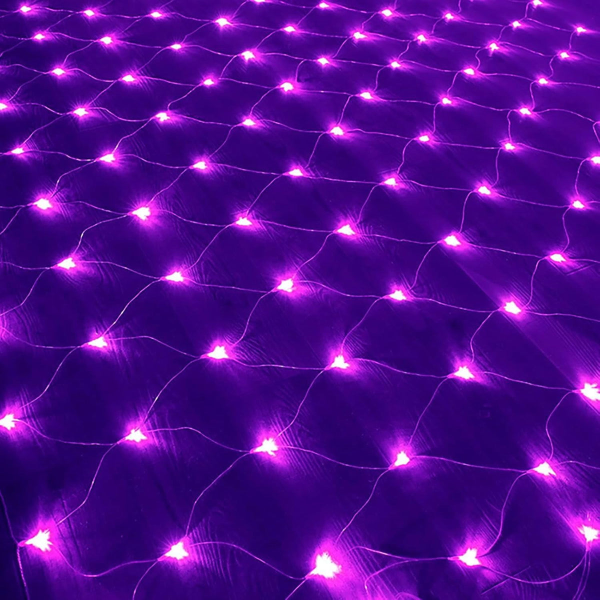 Garden Net Lights Battery Operated 4x6M 672LED Waterproof Net Mesh String Lights 8 Modes Fairy Lights for Indoor Outdoor Christmas Tree Bush Garden Backyard Décor