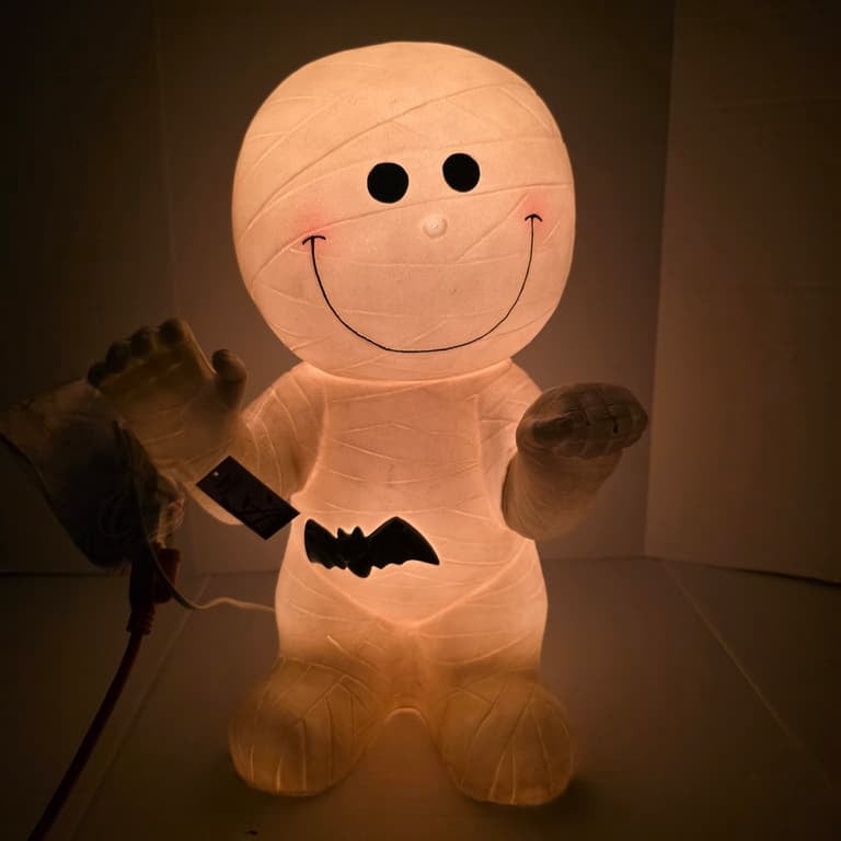 Halloween Cute Mummy Blow Mold Light Up Tabletop Decorations, Vintage Style Spooky Holiday Figurine for Indoor Home Room Porch Decor,Mummy Blow Mold Cracker Barrel Spooky Haunted Decor
